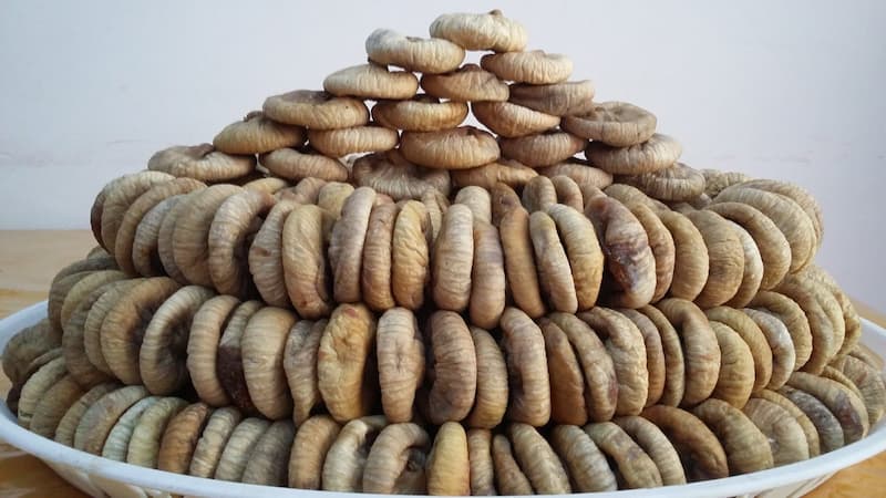 تصویر 4 از انجیر خشک حلقه ای تهیه شده از انجیرهای مرغوب